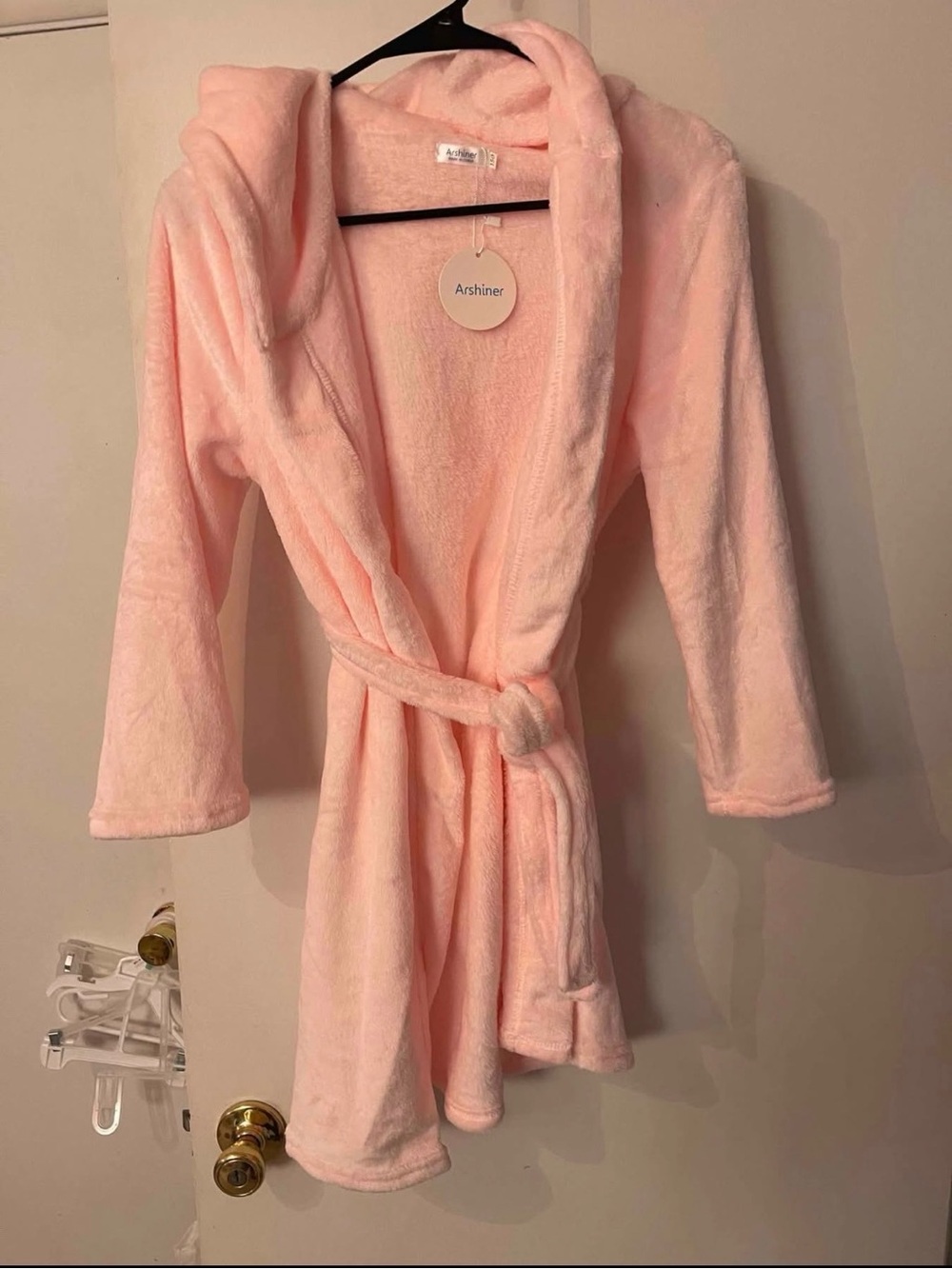 NWT Girls Pink Hooded Size Med Robe